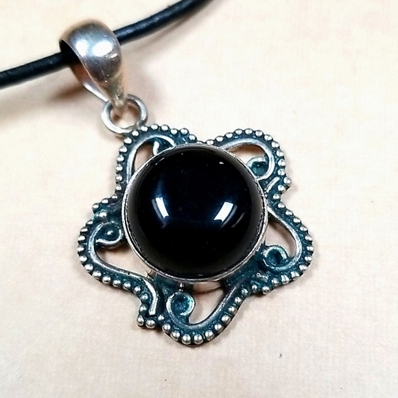 Vintage Onyx 925 Sterling Silver Leather Cord Pendant Necklace - Picture 4 of 15